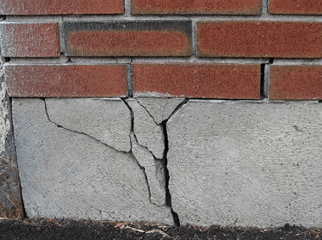 Concrete foundation with serious structural damage in Pittsburgh, PA